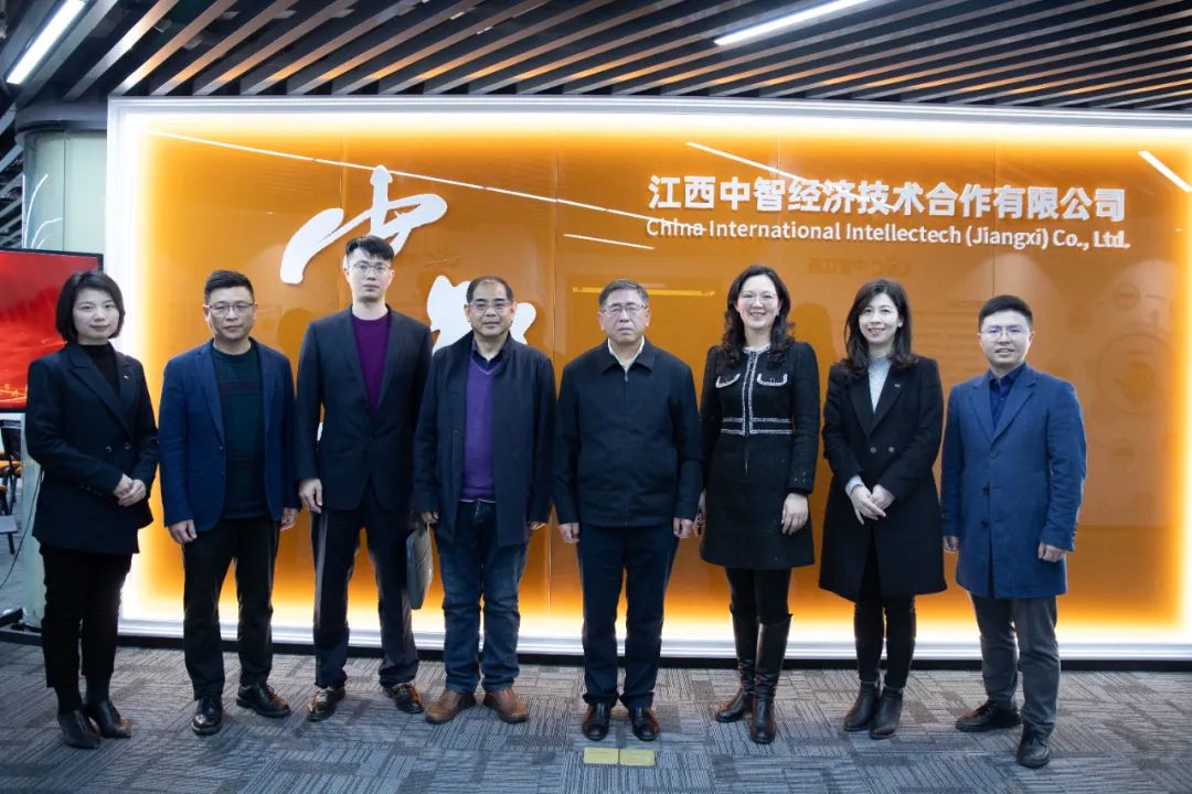 江西省行政管理學(xué)會會長廖裕良蒞臨公司參觀調(diào)研